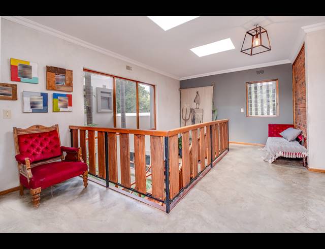 6 BEDROOM HOUSE FOR SALE IN ROBIN HILLS